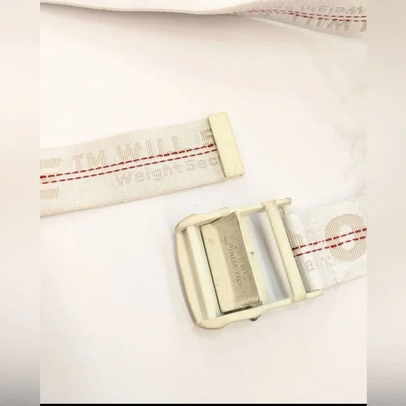 ✨✨✨HOST PICK✨✨✨ OFF-WHITE Leather & Ostrich Feathers Bum Bag Large Pre-Owned - Picture 11 of 12